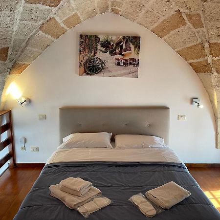 B&B Piazzetta Verdi Lecce Exteriör bild